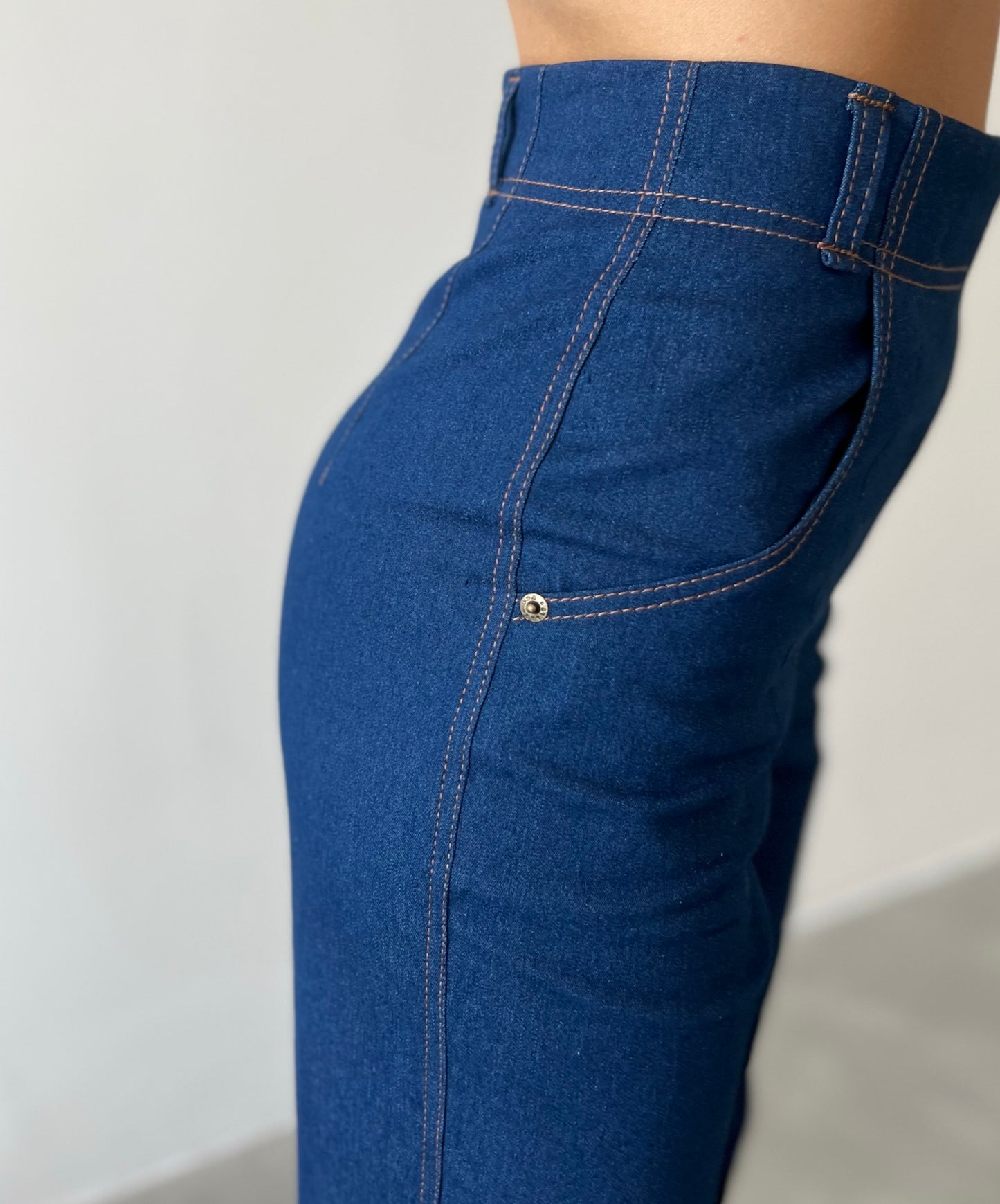 Jeans with cuffs