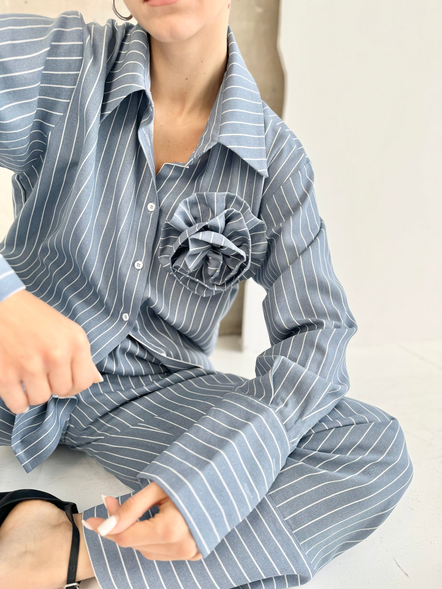 Linen striped suit