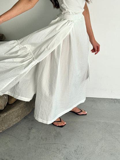 Asymmetrical skirt