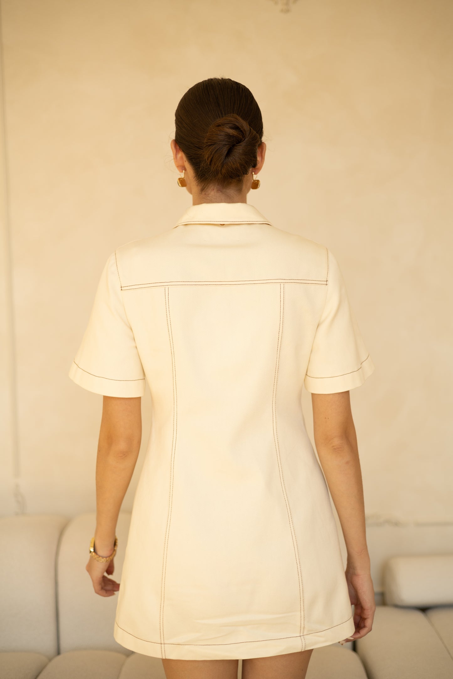 Dress with cape
